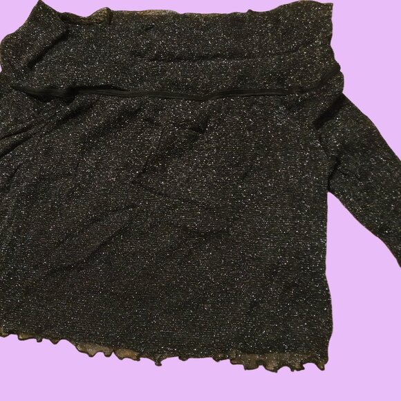 Mesh Off-the-Shoulder Crop Top with Long Flared Sleeves - Picture 4 of 6